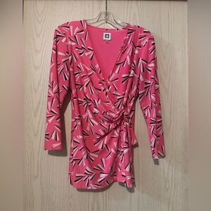 Anne Klein Pink Geometric Print Faux Wrap Top size Medium